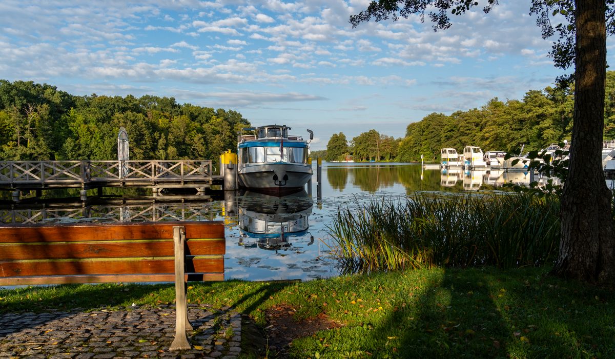 Essential Safety Gear for Inland Waterway Cruising